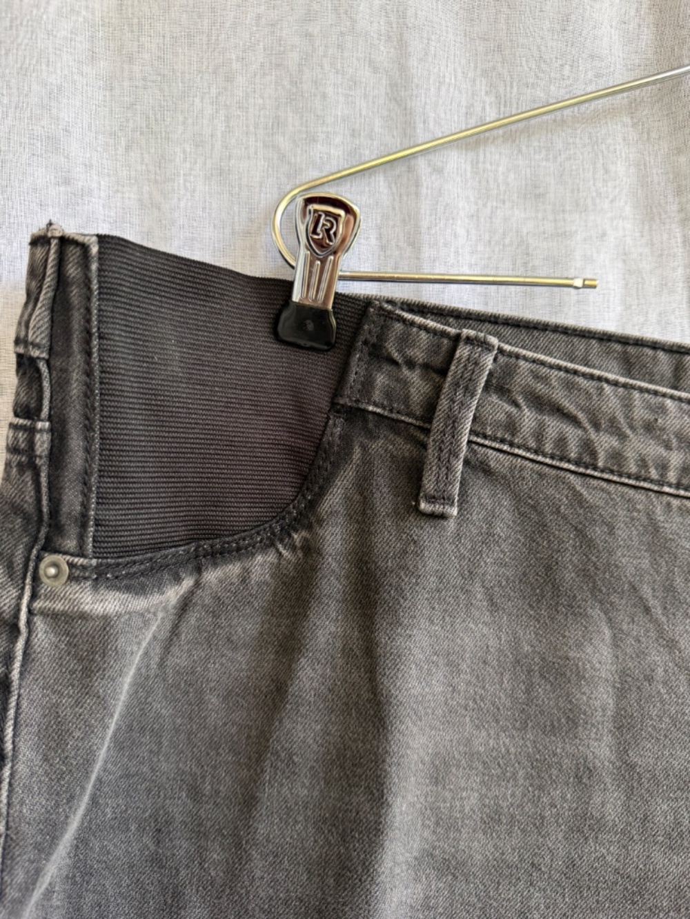 Isabel Maternity Boyfriend Jeans | 18 | NWT | Relaxed Fit Maternity Denim - Picture 4 of 9